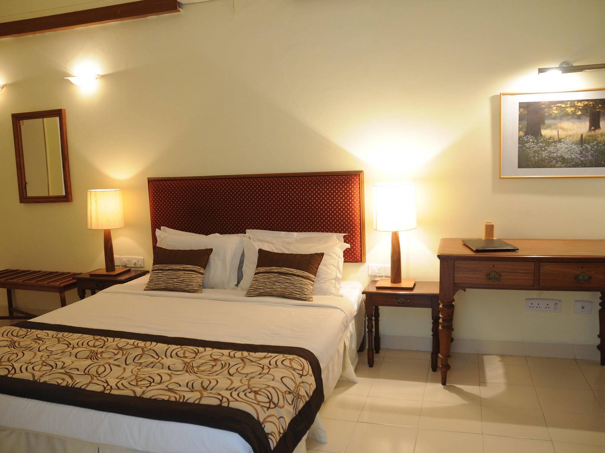 Executive Comfort Alwarpet Chennai Exterior photo